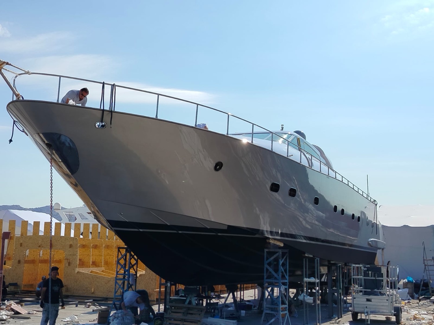 Large motor yacht surface finish